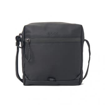 BOSE [부산점] 보스 남성 리포터백 50558369 001