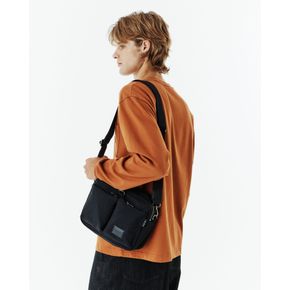 [브롬톤런던][P265ACR122] 투 포켓 크로스백 블랙 TWO POCKET CROSS BAG - BLACK