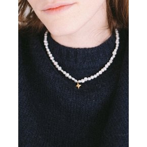 Starry Moment Pearl Necklace