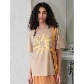 BIG SUN SYMBOL LOGO T-SHIRT (BEIGE)