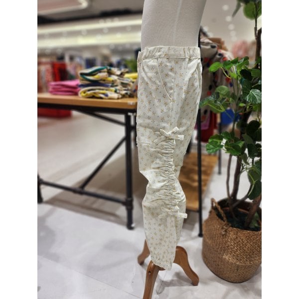 [파주점] 리틀그라운드(BL)룰라비- 플라워코튼조거팬츠 7511241006