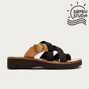 [정상가 79,000] 폴더 스프링코트 SI-KOKU STUDIO SANDAL BLACK 2_FLSK9S1U03