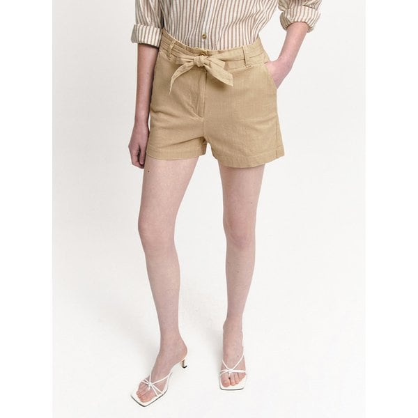 허리스트랩 더블 버튼 쇼츠(MOEBSL07SBE)