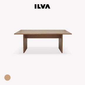 Larholm Dining Table 라홀름 다이닝 테이블