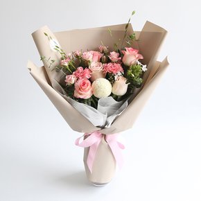 파스텔 핑크 생화꽃다발