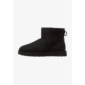 1667187 UGG CLASSIC MINI - 클래식 발목 부츠 블랙 40026399