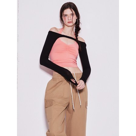 에이알유 SHIRRING HALTER TOP