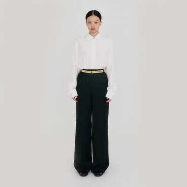 EENK ZILVINE Pintuck Straight Pants - Black