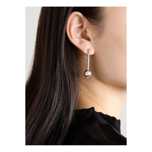 수잔느 실버 이어링 1647597358197335