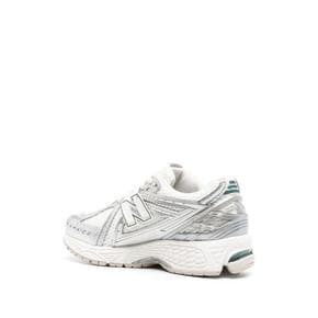 24FW 뉴발란스 슈즈 M1906REE D 095 SILVER METALLIC OFF WHITE