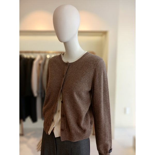 [여주점] 씨씨콜렉트 레이어드라운드넥가디건 E254ksl142