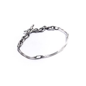SILVER THIN LINE TWISTED BRACELET
