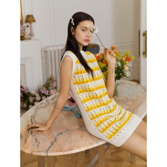 코텔로 [정상가139,000원] Flower Crochet Knit Onepiece  Sprinkle Yellow (WE255UT840)