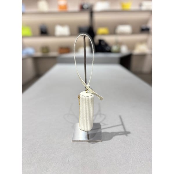 [파주점] 플리 립스틱 참 RCAEX25154IVX