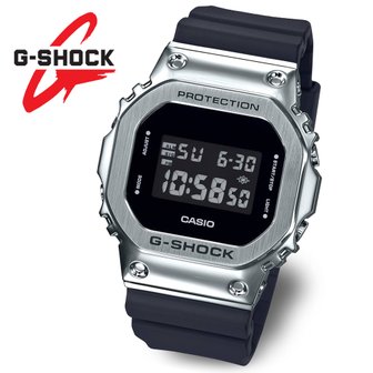 지샥 [지샥 정품] G-SHOCK 오리진 스퀘어 GM-5600-1DR 메탈 베젤 방수 전자 군인시계