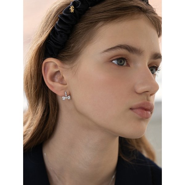 (실버925) 레디언스 리본 후프 귀걸이 EC3177