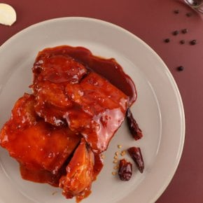껍질없는 직화오븐 닭다리살 구이 숯불매운맛 1팩