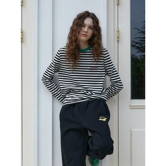 그린버터 Chain-Needlework Stripe Tee (Black)