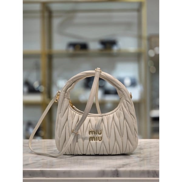 [시흥점] 마테라쎄 완더 호보 백 5BC125-AN88-F0009