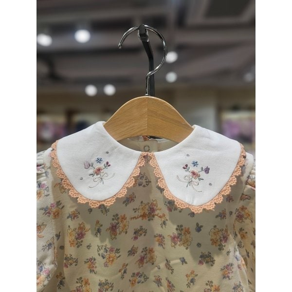 [파주점] (IV) 다발플라워 프맆 스웨트 셔츠 35A1533407