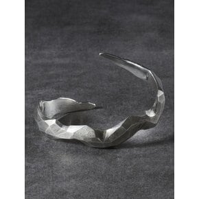 [ITW] TWISTED BRACELET