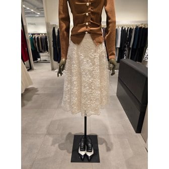 지고트 [파주점] 플라워 자수 플레어 스커트 JS3B0SK413