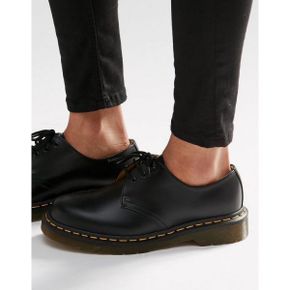 4090776 Dr Martens 1461 3-Eye smooth leather oxford shoes 67919003