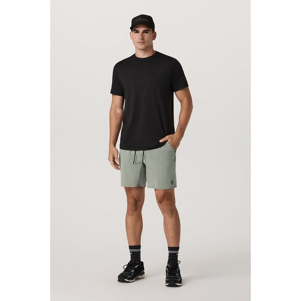 [남성] 엘리베이트 코어 쇼츠 라인 7 _ 라이트 그린 VR16131044000