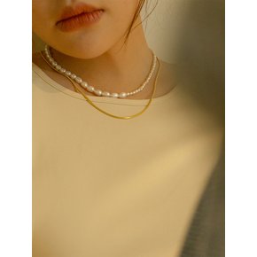 플루이드 체인 네크리스