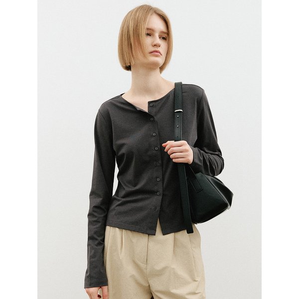 보트넥 오픈 버튼 긴팔 티셔츠_CHARCOAL