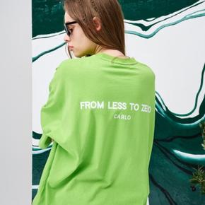 [까를로] Green Slogan T-shirts Light Green (S8438359)