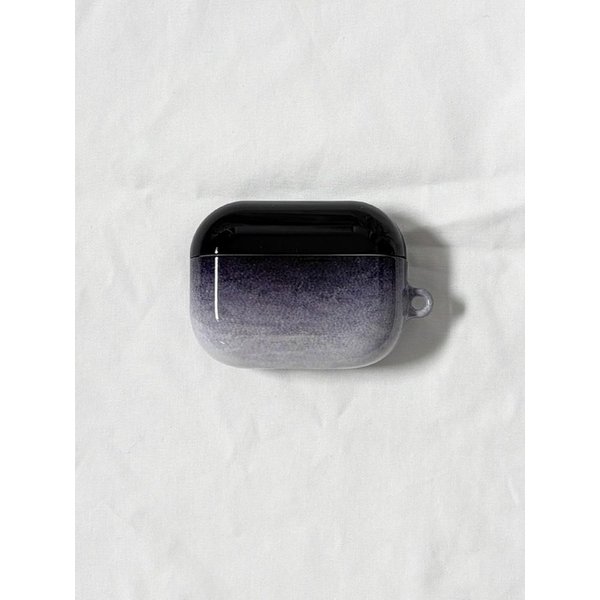 Tonein Black White Gradient 톤인 블랙 화이트 그라데이션 (에어팟 /버즈3 케이스)