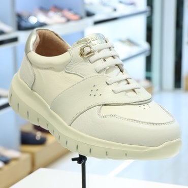 에스콰이아 슈즈 조거RUNNER 오플소가죽 4cm 여성스니커즈 EQDSHZ708IV