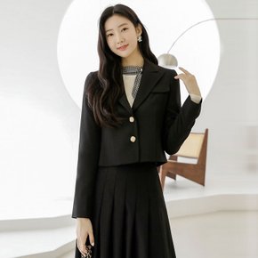 [루이스엔젤] 에디즈 깔끔라인 쥬얼리버튼 세미크롭 자켓
