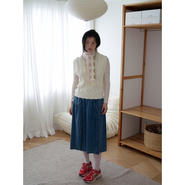 프릴 A라인 데님 스커트_T256MSK133W