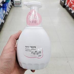 아이 깨끗해 프리미엄 모이스처 폼 핸드솝 퓨어로즈 450ml