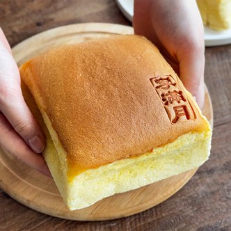 인정식탁 [리만월] 퐁신퐁신 대만 수플레카스테라 330g x 1박스