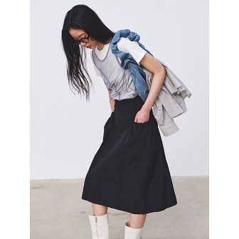 구호 플러스 Shirring Nylon Skirt  Black (KE5327M045)