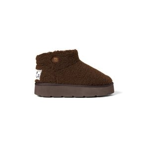 BOUCLE UGG BOOTS_BROWN