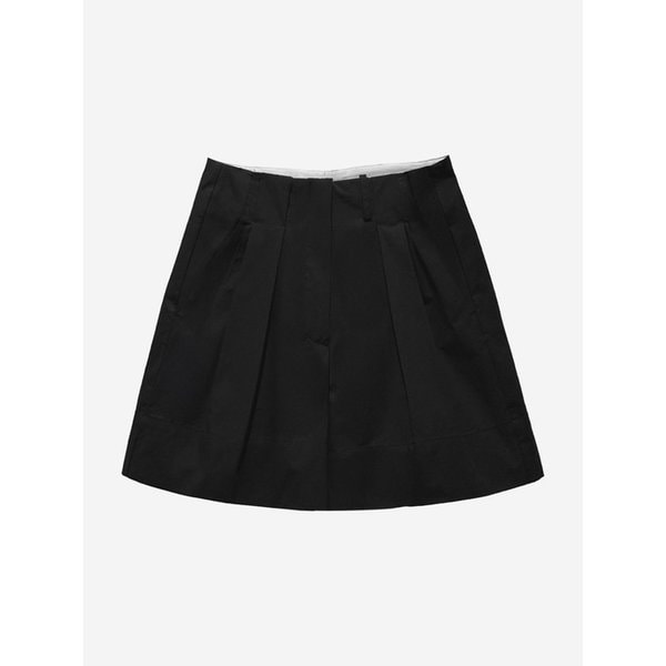Two tuck cotton half pants (Black)