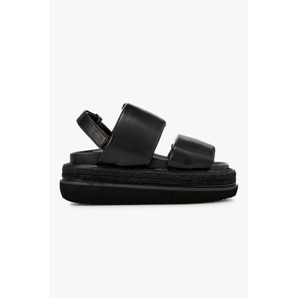 [REGULATION]PU 레더 플랫폼 샌들 6616180001000