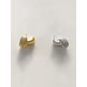 Bold Layered Curve Earring