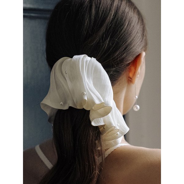 HMS002 Pearl Shimmer Scrunchie