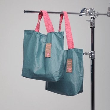 미야앤솔 가벼운 방수성 타이벡소재 데일리 숄더에코백 에머랄드그린컬러 마카롱롱핸들