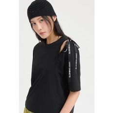 온라인전용 - 어깨 로고 테이프 티셔츠 LQTAM25500
