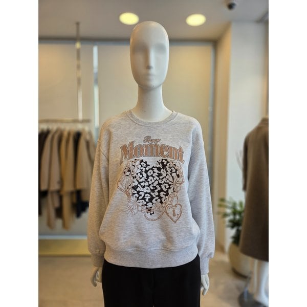 [여주점] [더 아이잗] 여성 레오파드 프린팅 맨투맨 티셔츠 (IRBM0TS831)