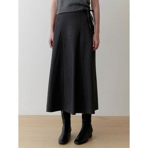 Lavender wool skirt (charcoal)