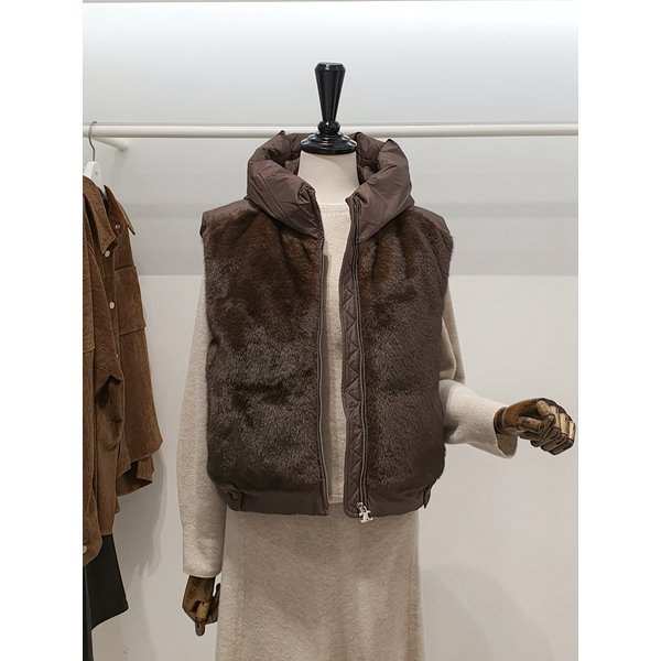 [파주점] 쥬크 주크 후드넥 퍼배색 구스 패딩 베스트 V254PSG931