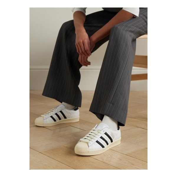 슈퍼스타 빈티지 오스트리치 이펙트 가죽 스니커즈 화이트 1647597349668590