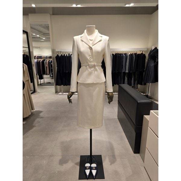 [파주점] 세트 벨티드 자켓 + H라인 스커트 JS2B0JK422,JS2B0SK422